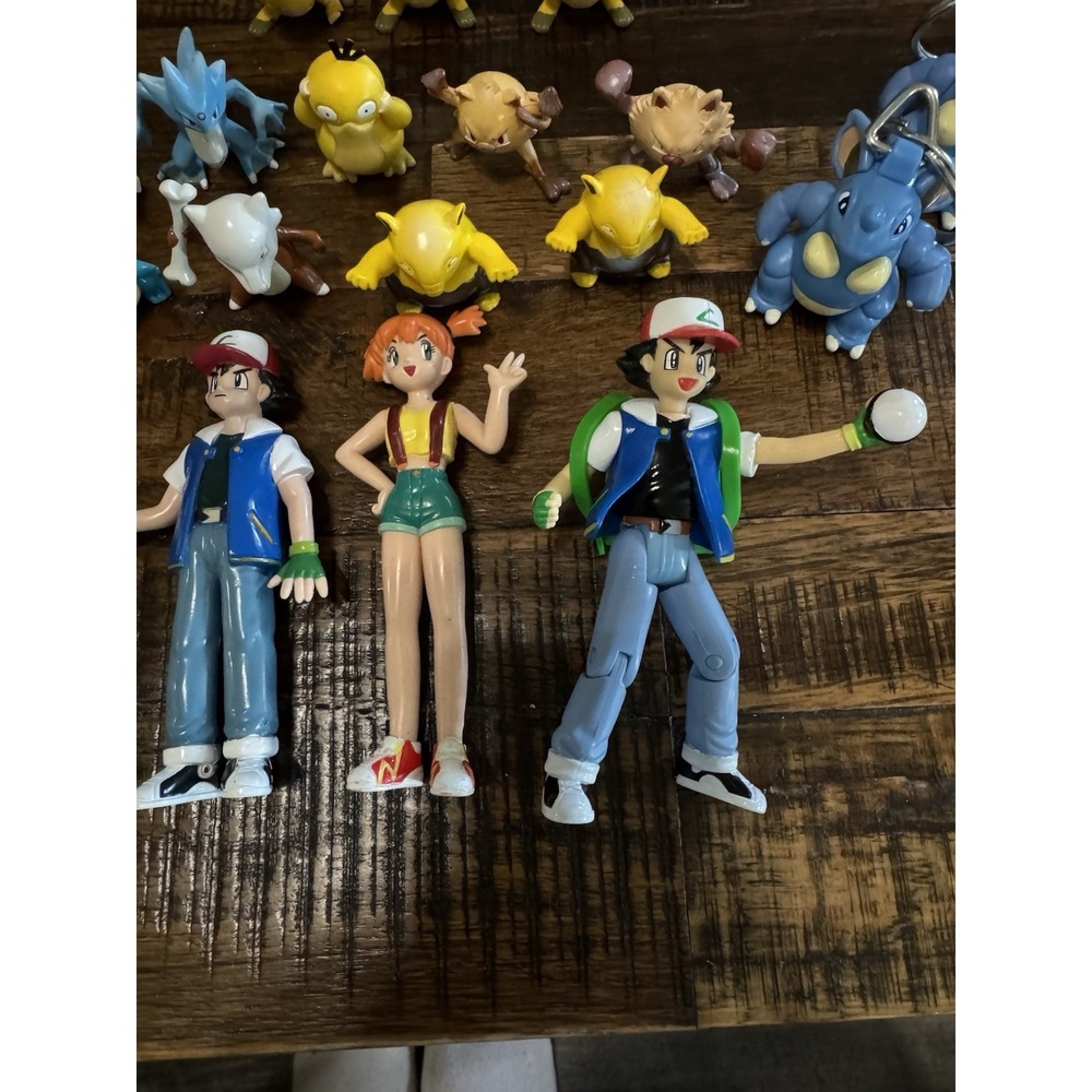 Pokemon Figure Lot TOMY 20pc Vintage 90s Ash, Misty, Raichu & More - Picture 4 of 14